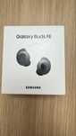 Продам наушники Samsung Galaxy Buds FE чёрного цвета
