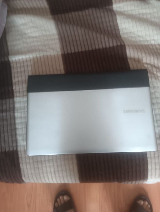 Продам срочно самсунг
