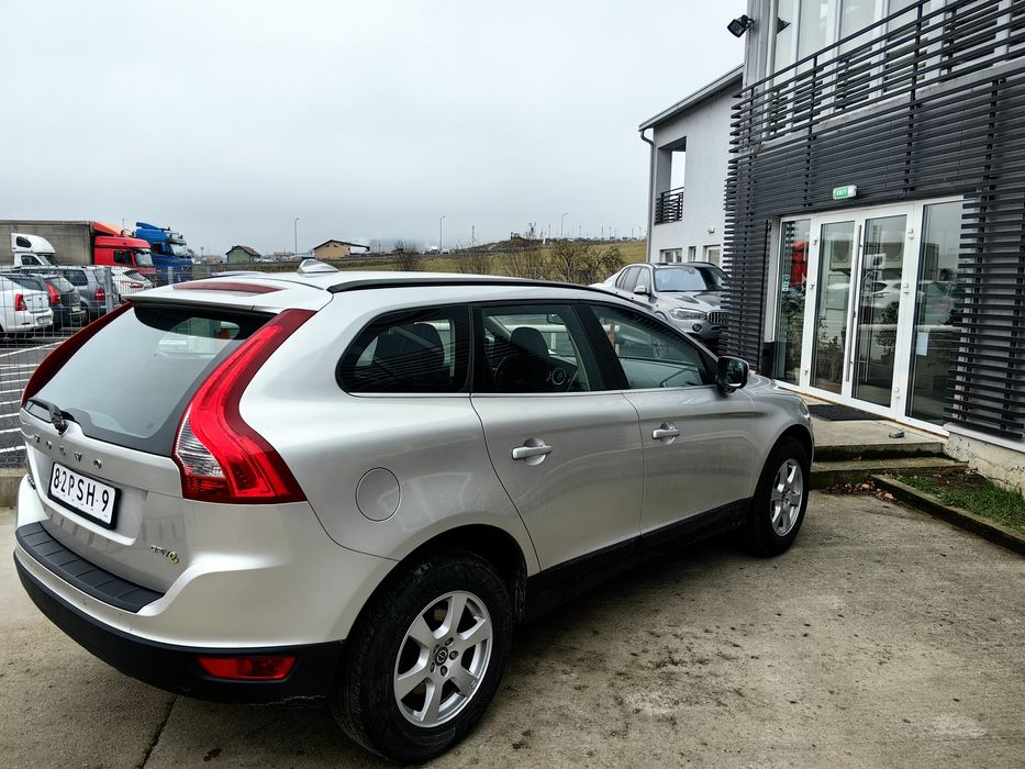 Volvo xc60 2.0 in 5 cilindrii