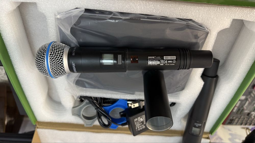 новый микрофон Shure GLXD4