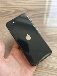 iPhone SE 2020 в идеальном состоянии