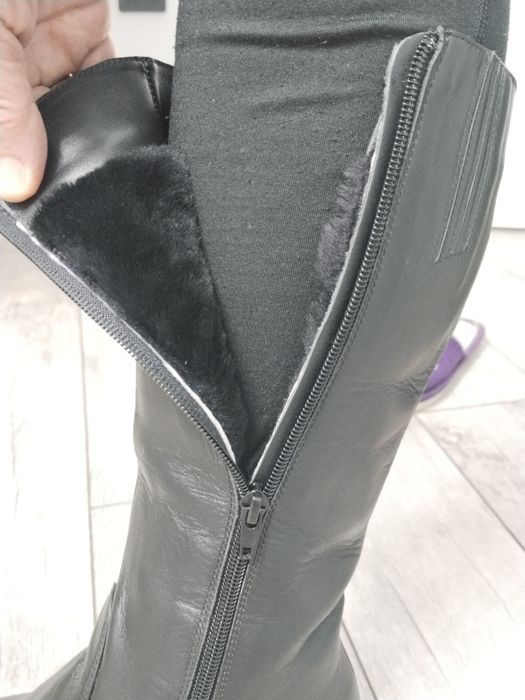 продам зимние сапоги