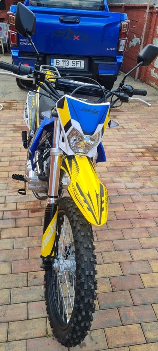 Vand 2 motociclete enduro Asix 250cmc noi