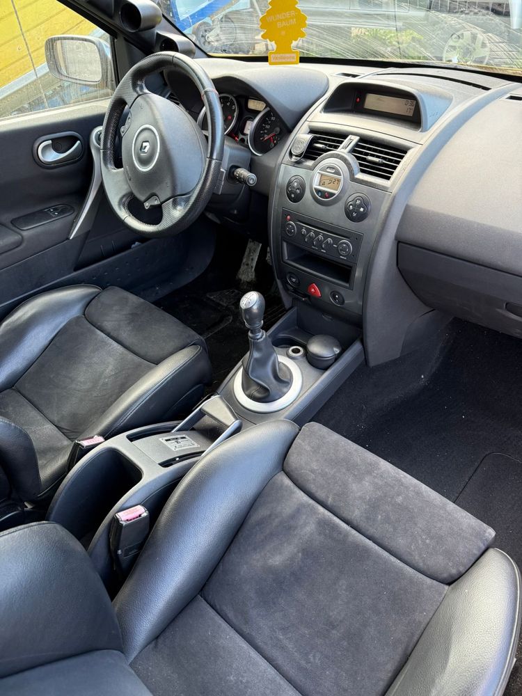 Renault Megane R26 F1 TEAM  editie limitata