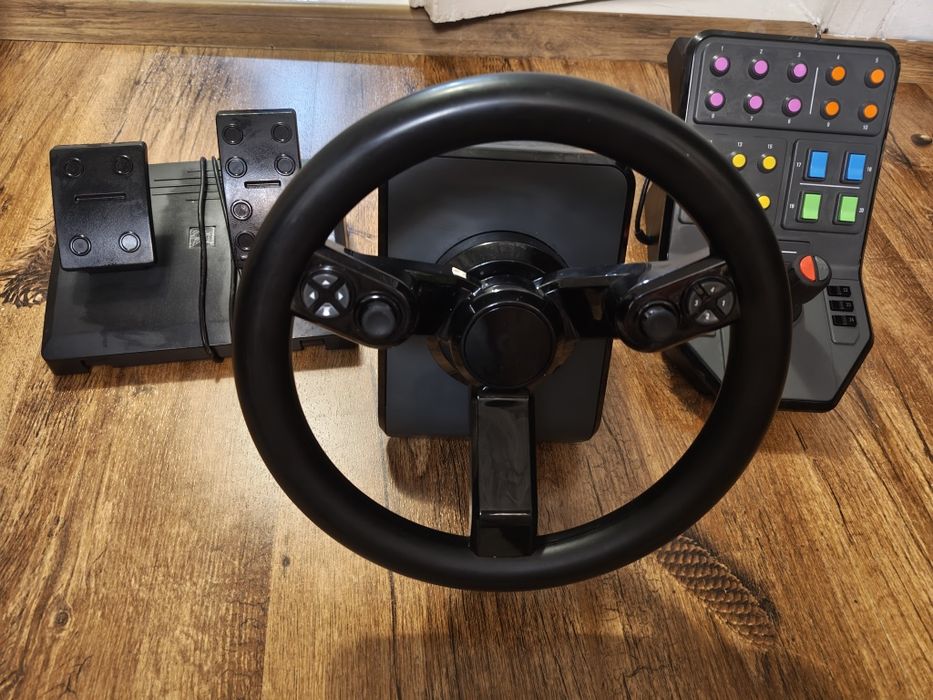 Logitech G Saitek Farm Simulator volan + joystick + panou |  complet