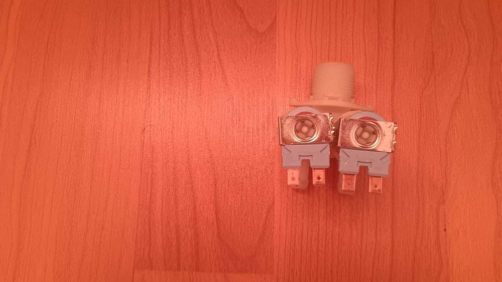 Electrovalva masina de spalat,  2 iesiri 180