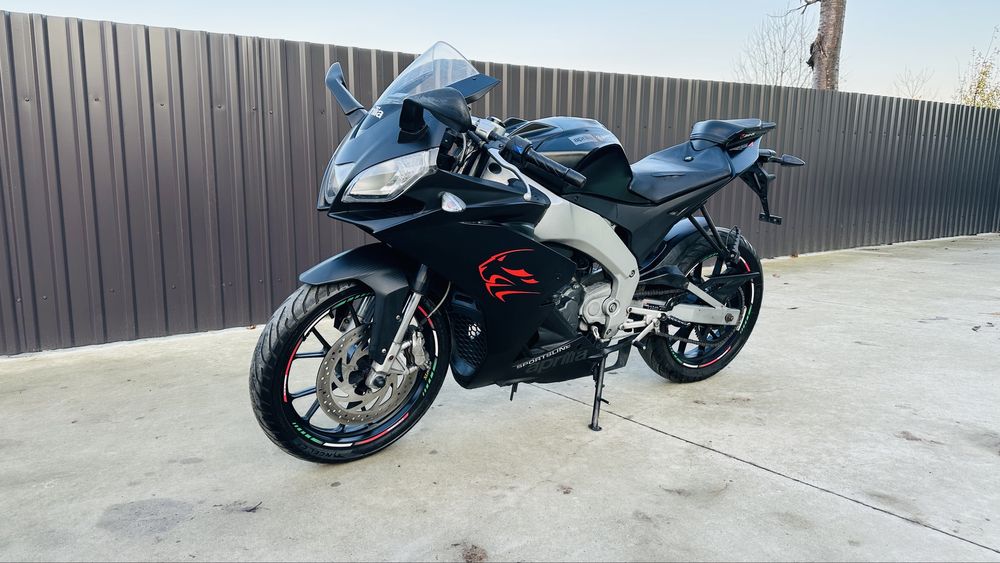 Aprilia RS4 125cc A1 2013 Nu(Honda/Yamaha/KTM)