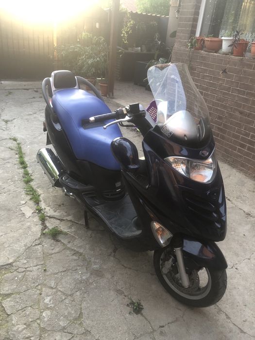 Kymco grand dink 250
