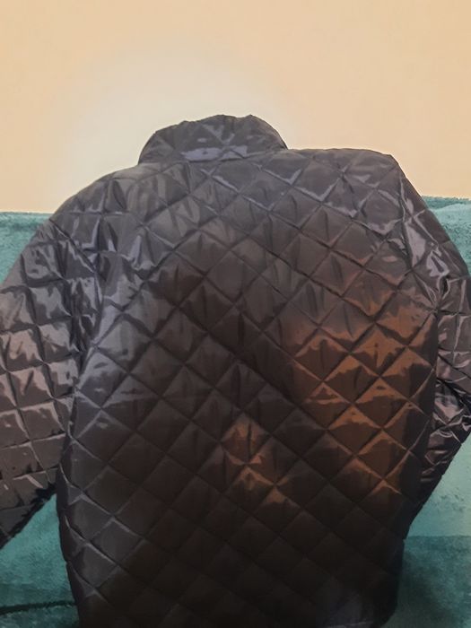 Vând geaca FCSB. Stare impecabila