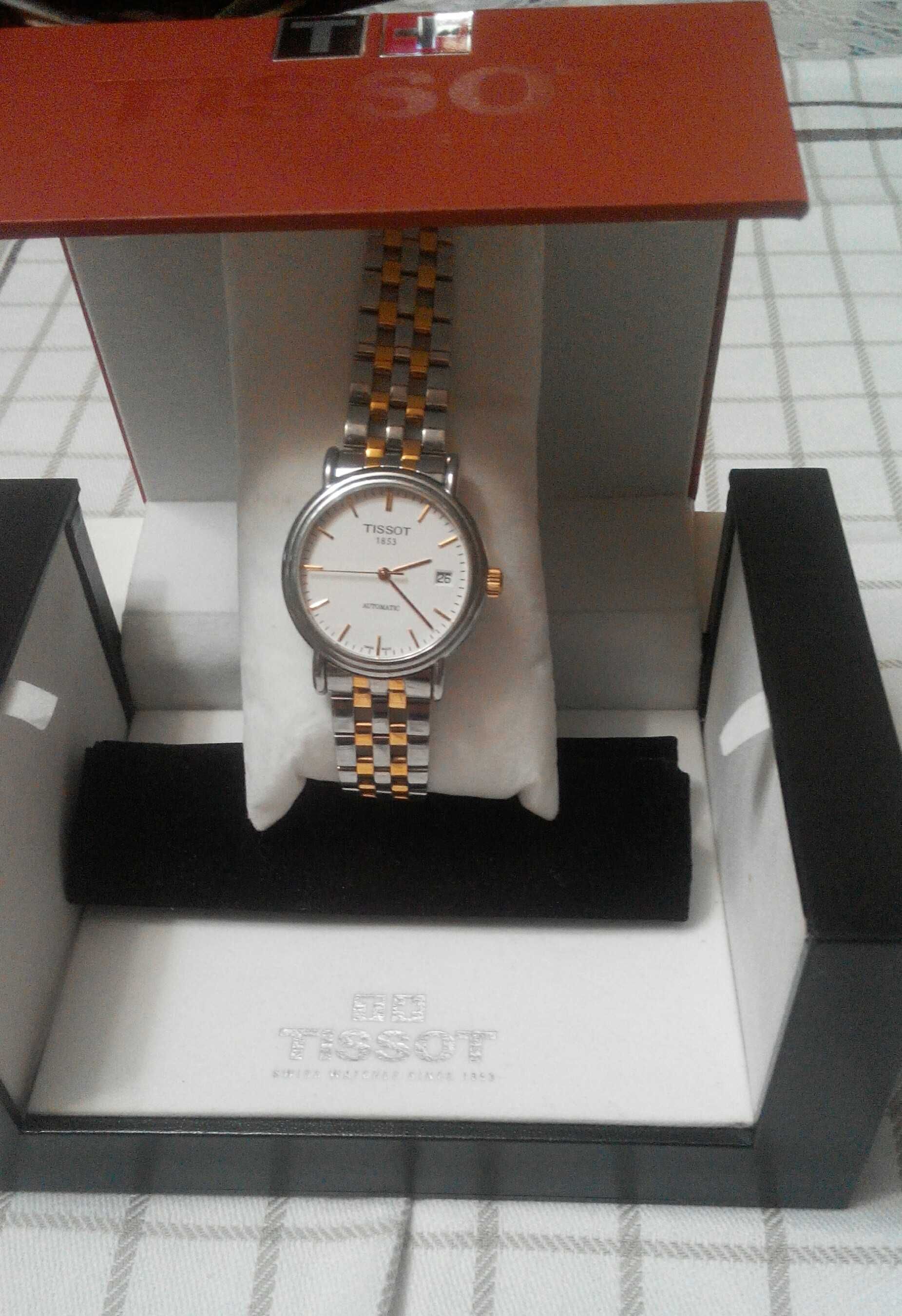 Ручные часы с браслетом TISSOT(Швейцария)