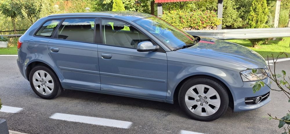 Audi A3 Tdi Inc in scaune Alu Senzori parcare