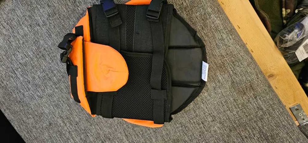 vesta inot/salvare catel catei