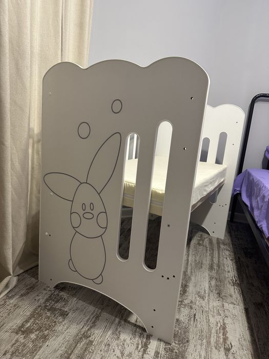 Продам новую детскую кроватку