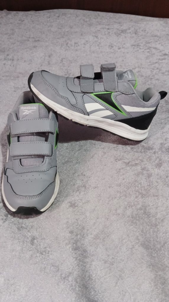 Детски маратонки Reebok, adidas
