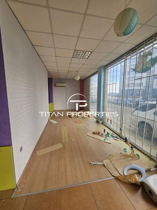 Дава се под наем Магазин в Бургас, Меден рудник - зона А - 120 кв.м за 306 € - Снимка #5