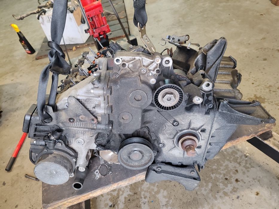 Motor BMW E60 e61 520d e90 320d 2000lei