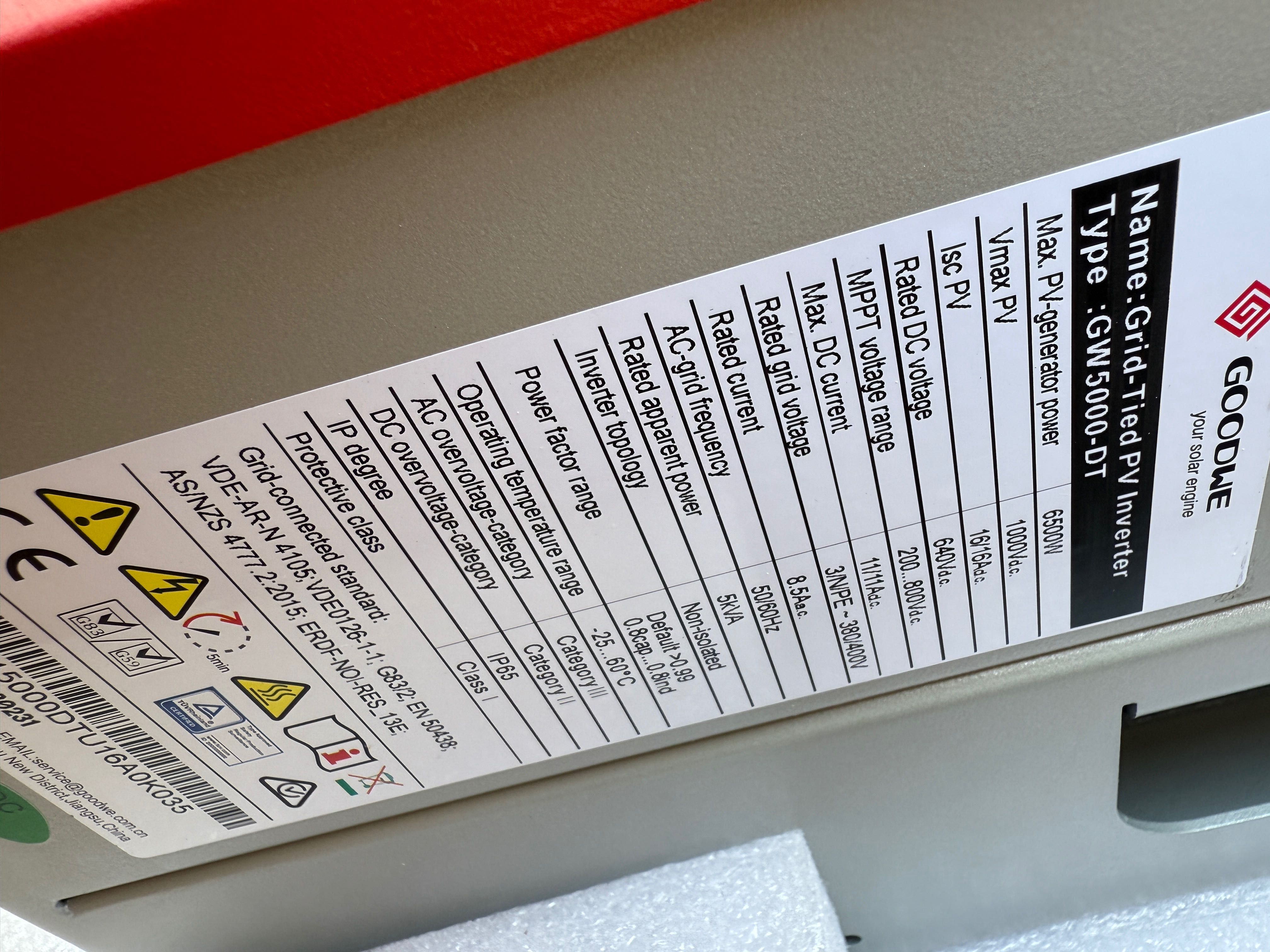 Invertoare solar diferite- Fronius, ABB, GoodWe