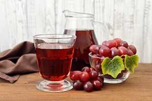 Vând struguri și must Feteasca si Merlot