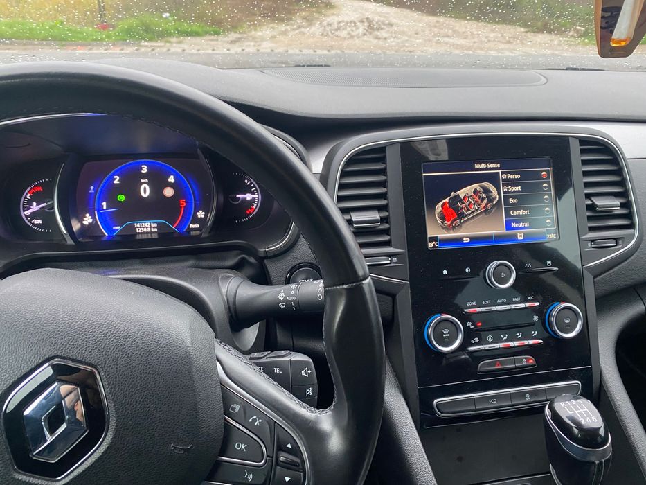 Vând Renault Talisman