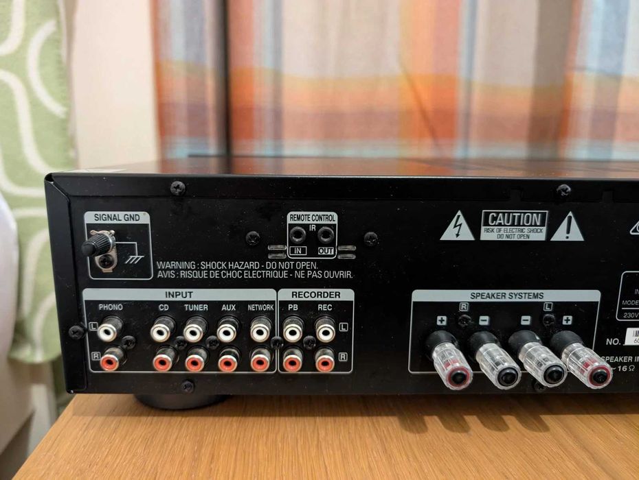 Amplificator Denon PMA-520AE, tip clasa A, cu telecomanda