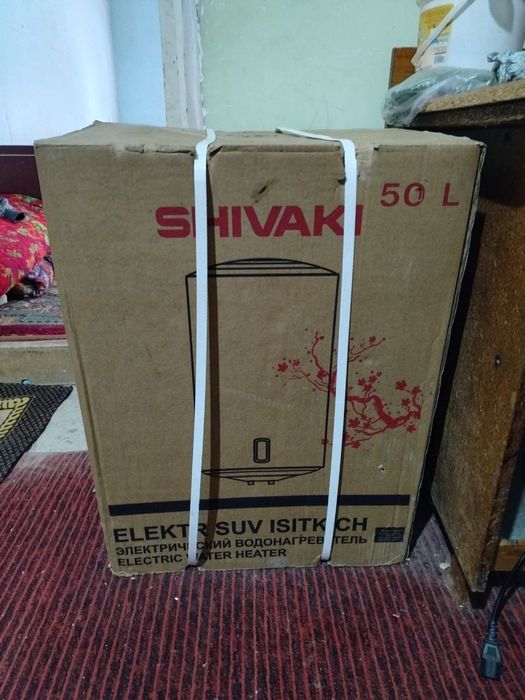 Ariston, unitaz, rakvina sotiladi.