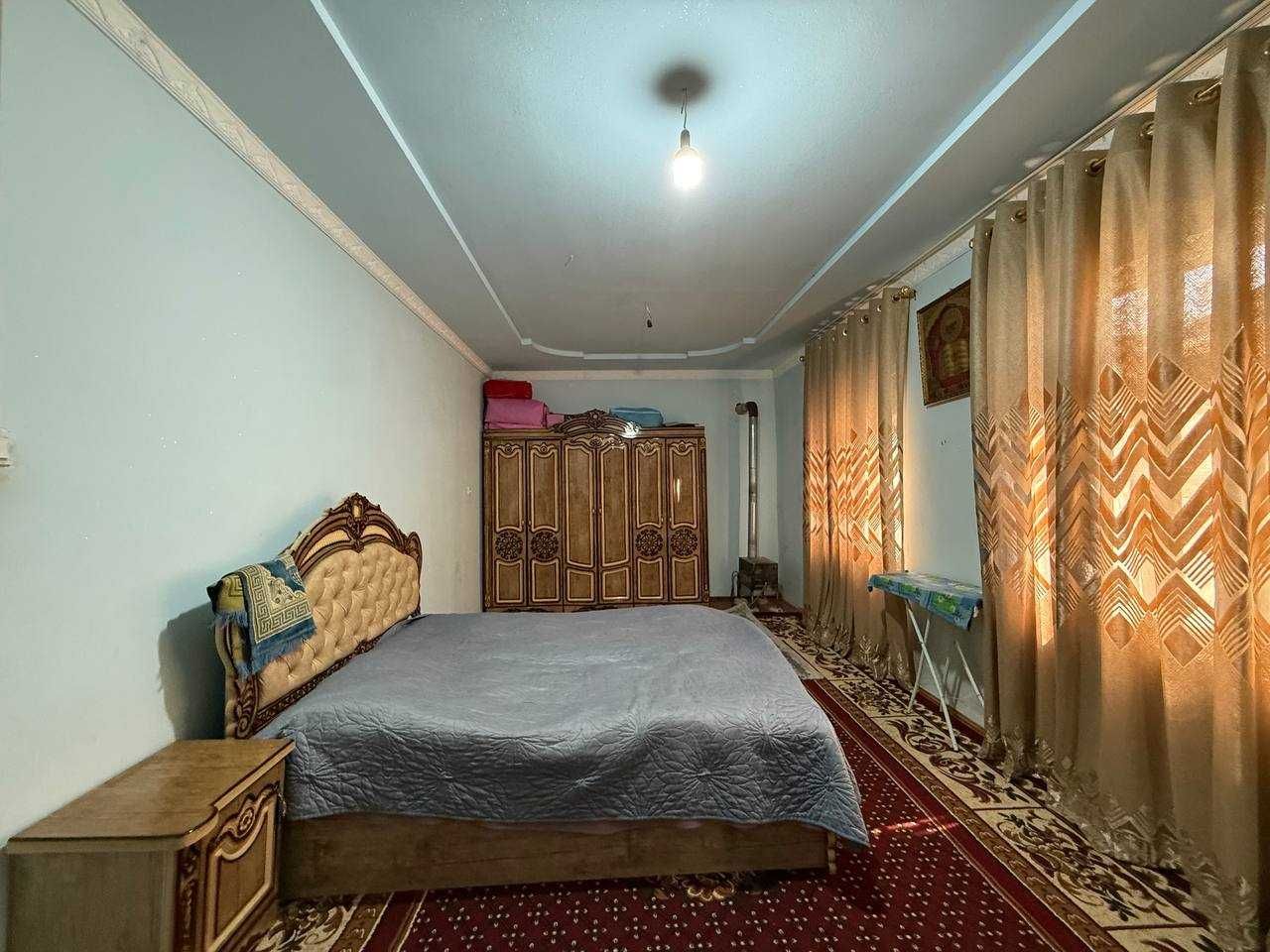 TAYYOR 15 SOTIQLI hovli sotiladi