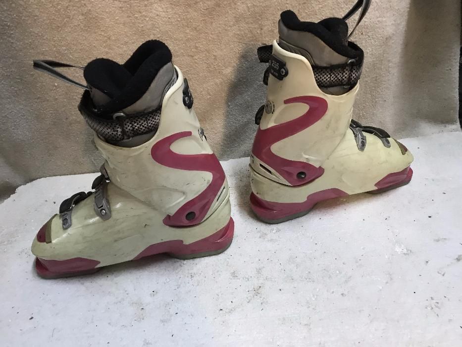 Clapari ski schi Rossignol Xena marime 39 mondo 25.5 talpic 298