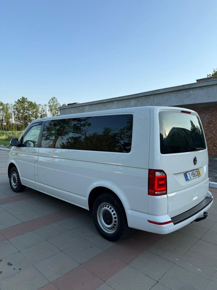 Volkswagen Caravelle Automat