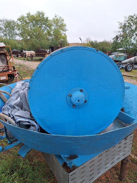 Malaxor carbune,ciment