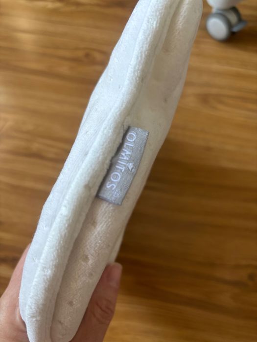 Perna bebelusi contra plagiocefaliei din spuma Memory Osito Olmitos