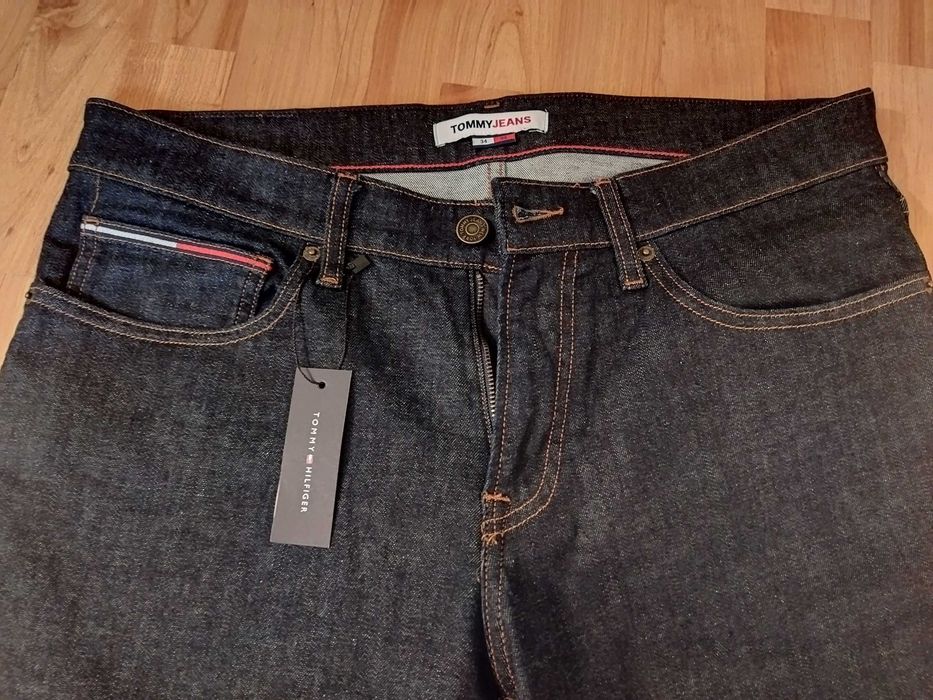 Джинсы Tommy Hilfiger (США),чистый деним,узкие,оригинал,новые,р-р 52