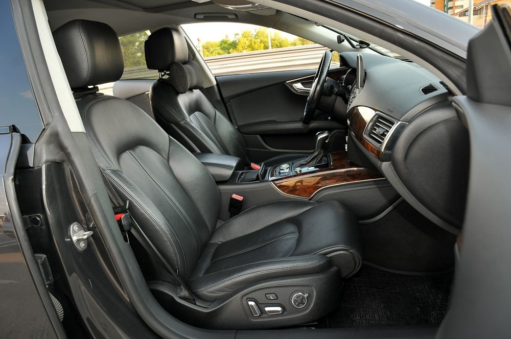 Vand Audi A7 anul 2015