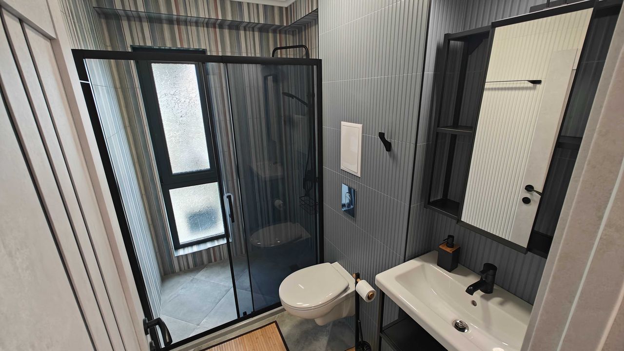Дава се под наем Двустаен апартамент в Созопол - 70 кв.м за 408 € - Снимка #3