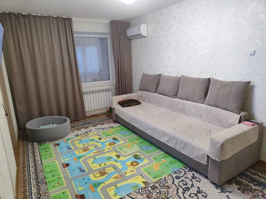 продается 4-х комнатная квартира Маяковского 118