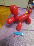 Catelul balon Squeakee
