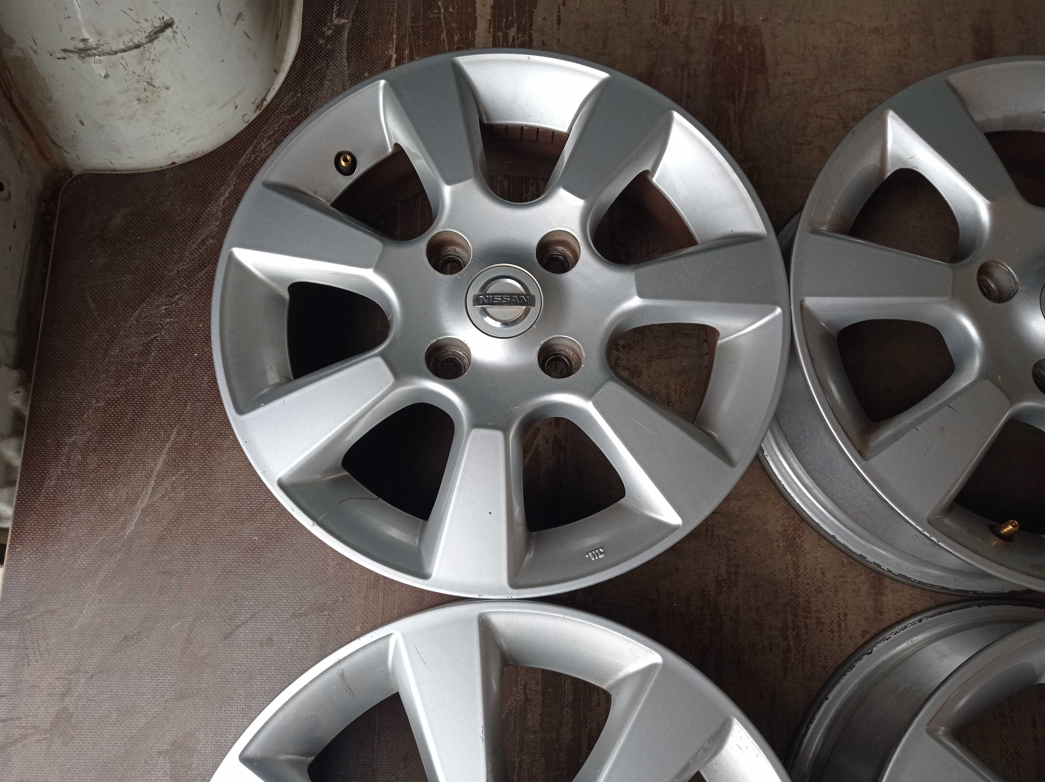 15 4x100 NISSAN Оригинални-Внос от Австрия