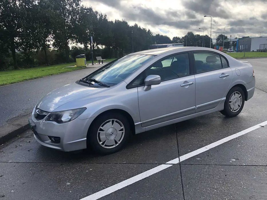 Masini automate  hibride in Bucuresti auto automata hybrid prius 2