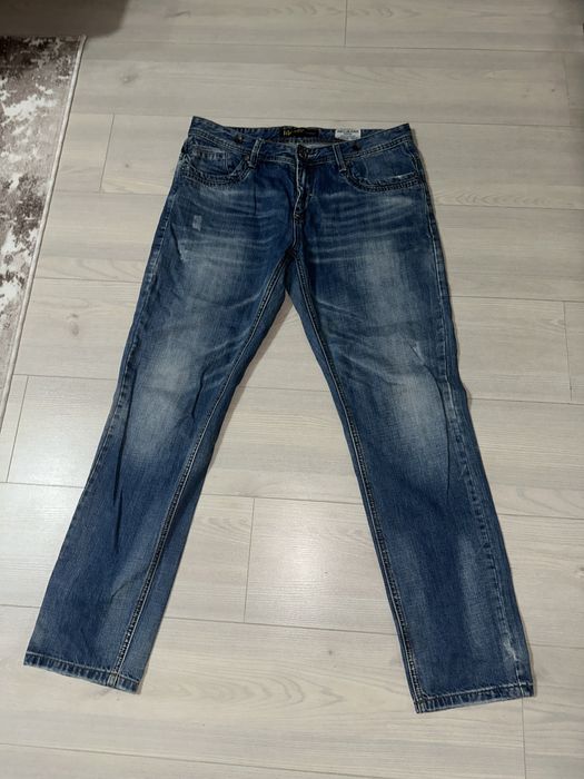 Сини дълги дънки -размер 36