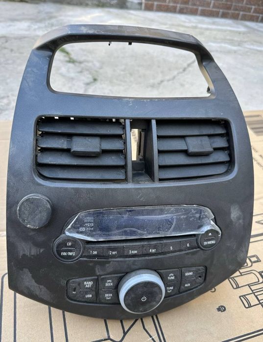 Spark magintafon ramka deflektirlari bn kanplekt 20180 yil mashinadan