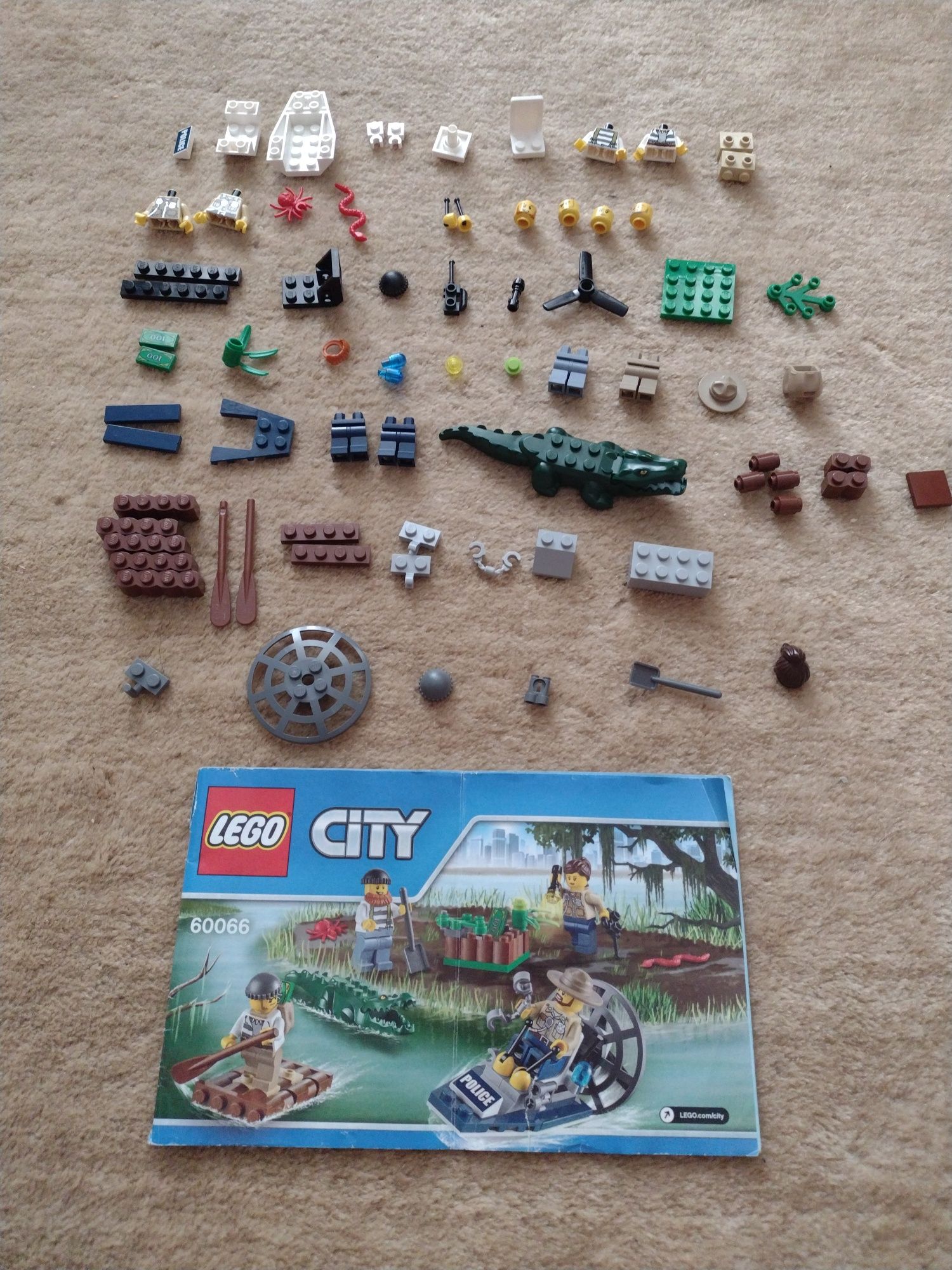 Lego City 60066 complet