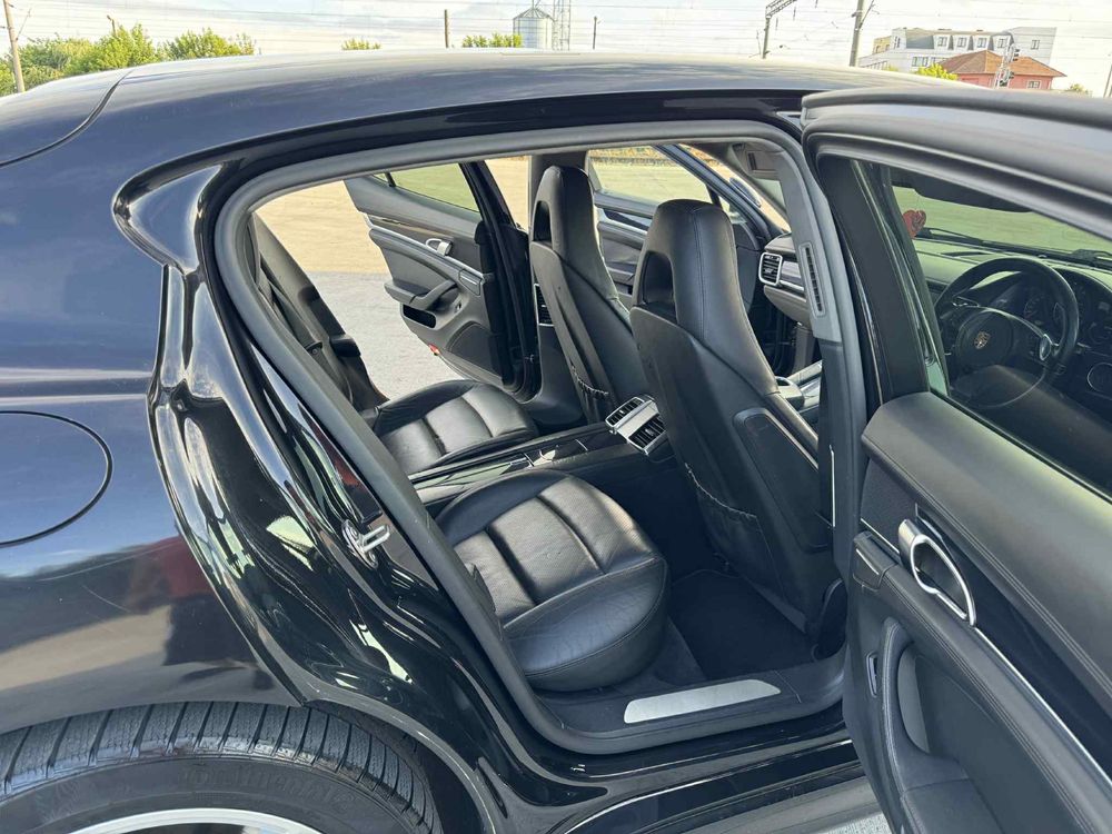 Porsche Panamera V6 4 S-A