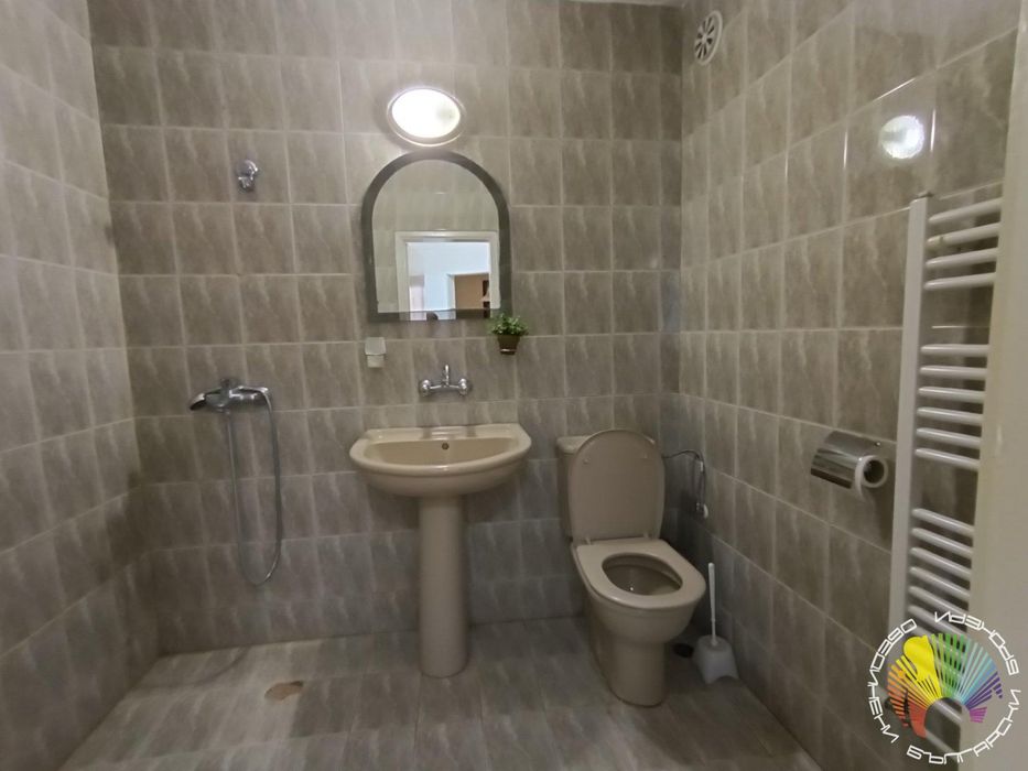 Дава се под наем Тристаен апартамент в Бургас, Лазур - 95 кв.м за 459 € - Снимка #7