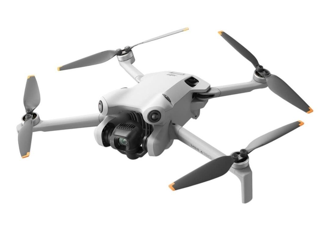 Дрон DJI Mini 4 Pro Fly More Combo (DJI RC 2)