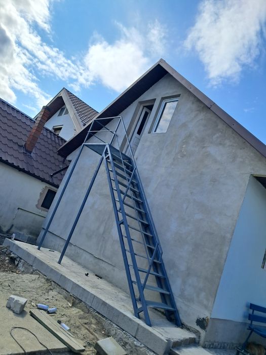 Scări zincate durabile și sigure. Montaj profesional, ne deplasăm în t
