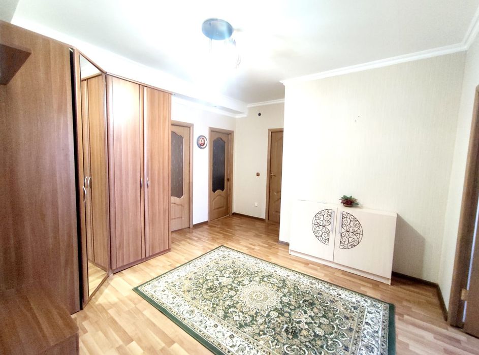 Двух ком квартира по ул Курмангазы 5