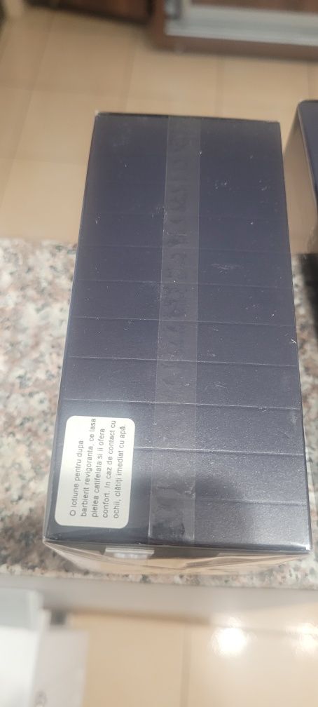 Dior Sauvage , aftershave și deodorant.