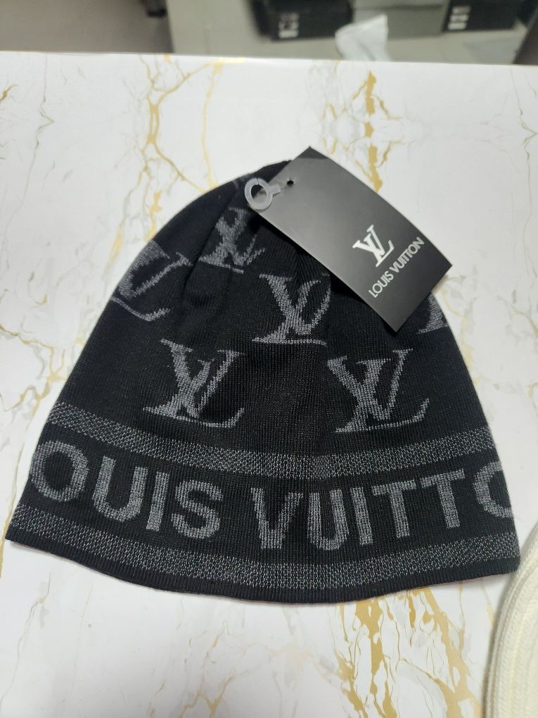Luis Viton шапки