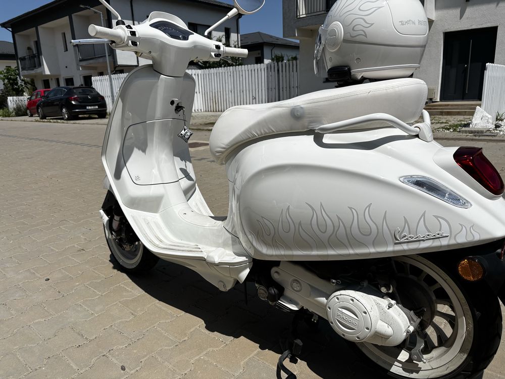 Vand Vespa Sprint 50 Justin Bieber