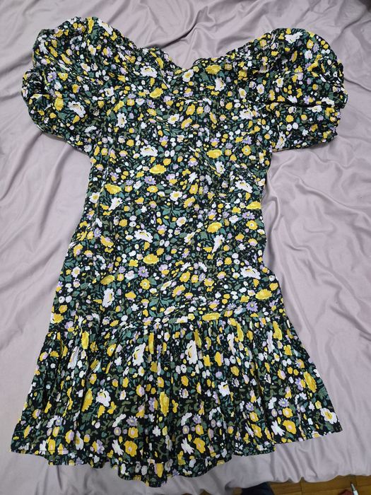 Платье женское .