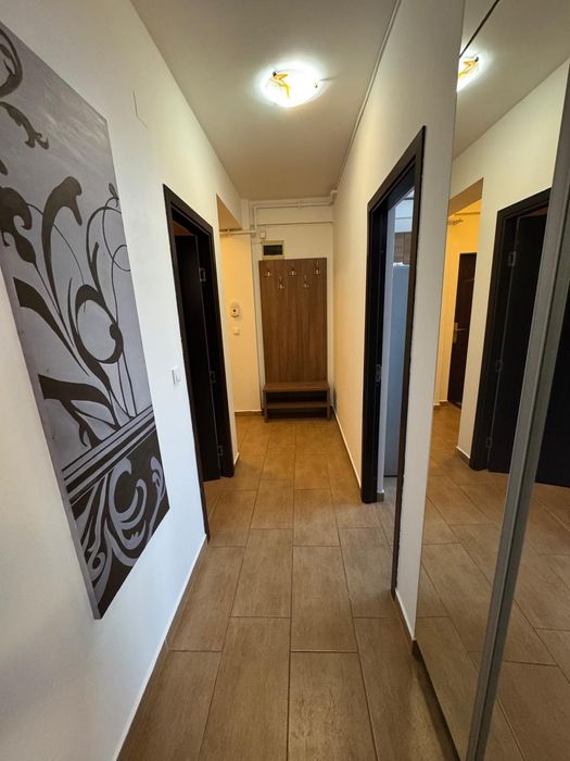 Vand apartament centru